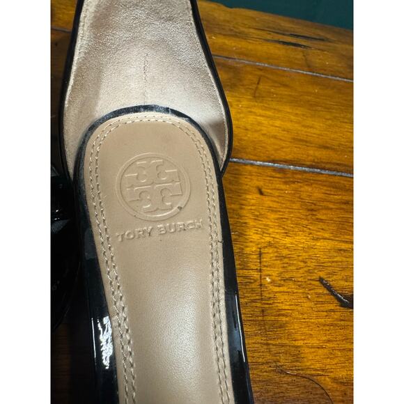 Tory Burch patent leather block heel size 8 - Picture 5 of 10